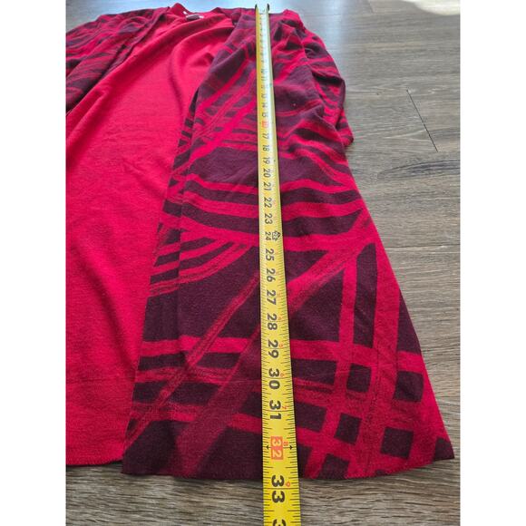 Chico’s Statement Knit Cardigan M – Red Abstract Print Open Front Workwear - Picture 7 of 8